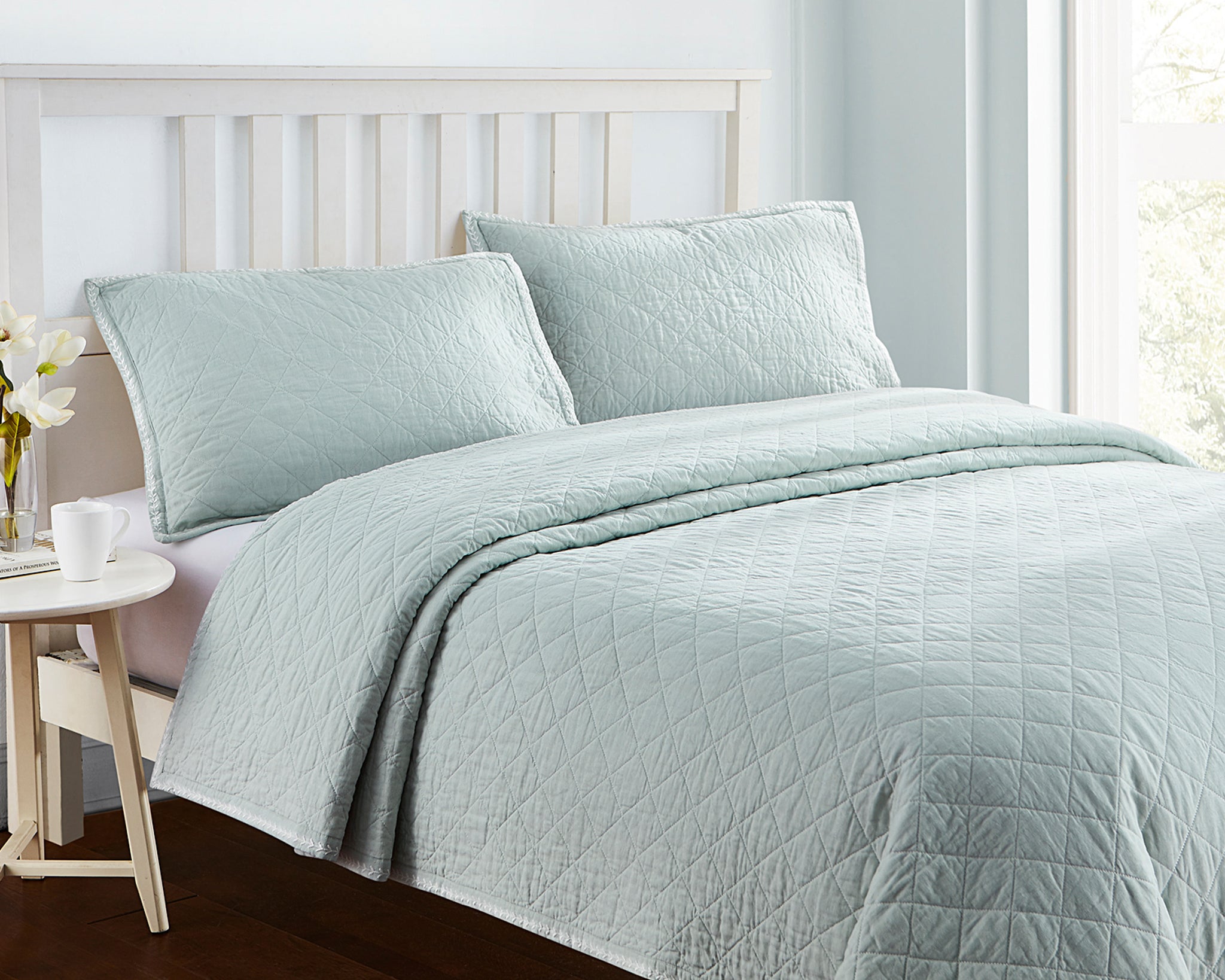 Blue top cotton quilt